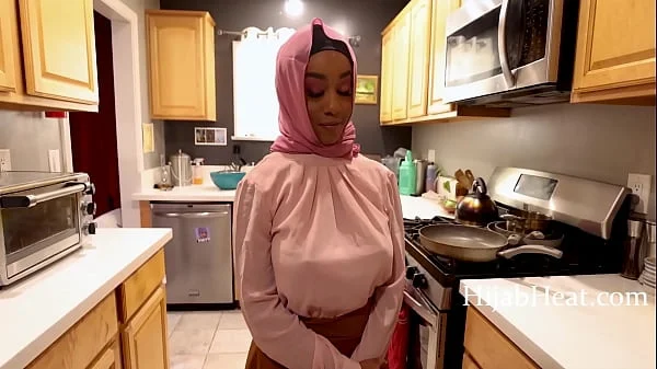 Nobody Can Resist A Thick Ebony In Hijab- Lily Starfire