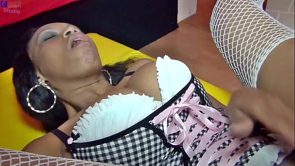 Hard anal and piss action as well as piss orgy with Schokobebe and Rosella!!!