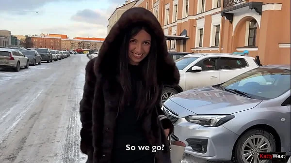 Girl agreed to walk with a stranger's Cum on her face in a public place - Cumwalk