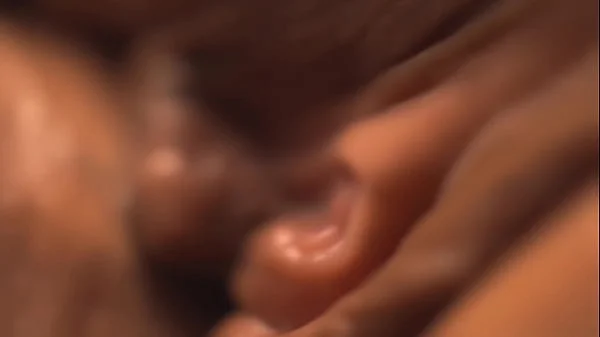 PLEASE CUM INSIDE ME !!!