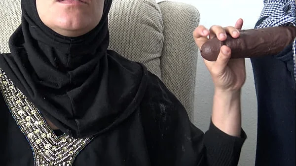 Big Ass Egyptian Milf Wants Black Sex