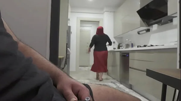 MAID CATCHES MAN JERKING OFF