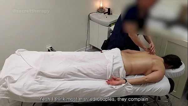 Emma, flirty MILF witih huge tits was down to fuck during the massage