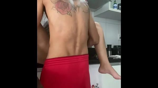 patrao fode empregada a força na cozinha