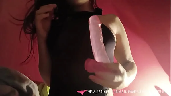 Vends-ta-culotte - Instructions de branlette sexy avec une jolie amatrice française - Medusa lis