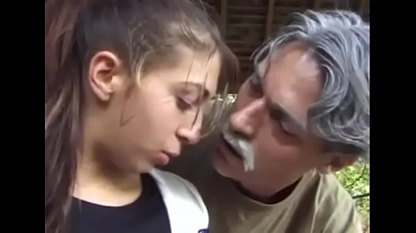 Papys pecheurs et jeunes vicieuses