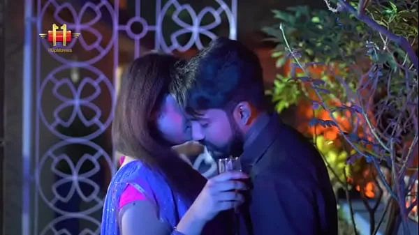 INDIAN hot romantic sex video on internet