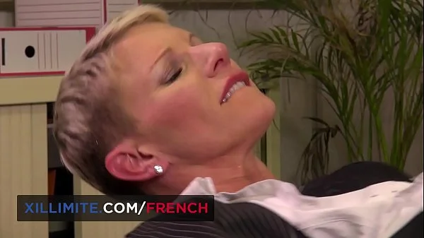 French mature anal fucked in the office