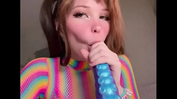 Bell Delphine play with dick