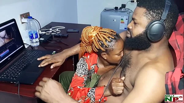 OMG! What a Huge Cock! Ladygold Africa Fuck Krissyjoh's Big Dick While Editing Nigerian Porn Video