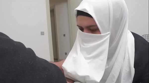 She is SHOCKED !!! Dickflash to a Muslim Hijab woman in the hospital waiting room.